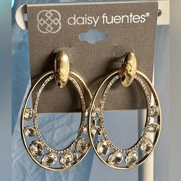 NWT Daisy Fuentes Oval Hoop CZ Earrings  2 1/2” - Picture 1 of 3